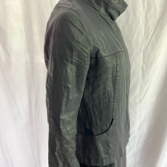 Rare Sarah Pacini coated cotton jacket with magnetic closures. Size M.